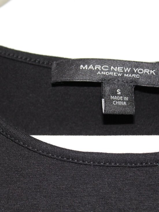 The Harlowe & Graham Women's Medium Boho Tie Front V-neck Top in colorful geomet - Picture 5 of 10